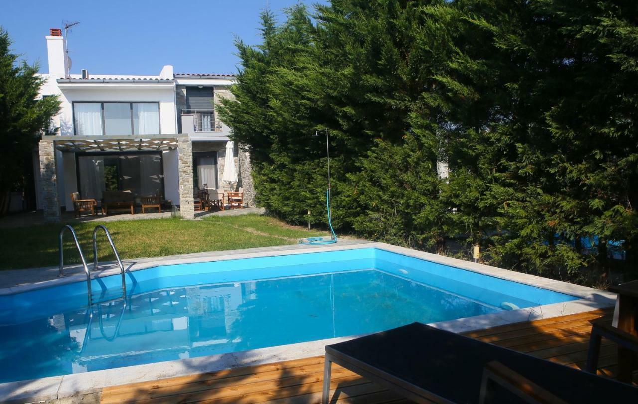 Sunny Sani Luxury Villas ภายนอก รูปภาพ